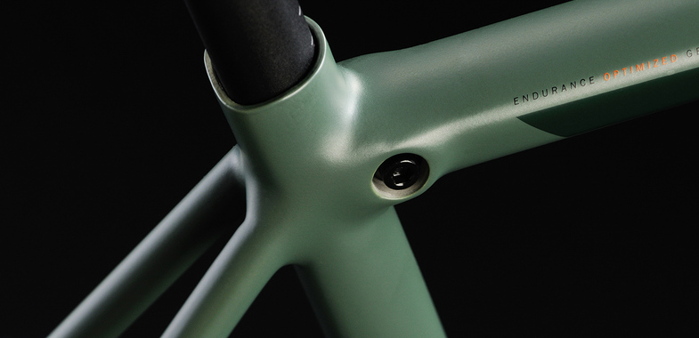 Integrated seatpost online clamp